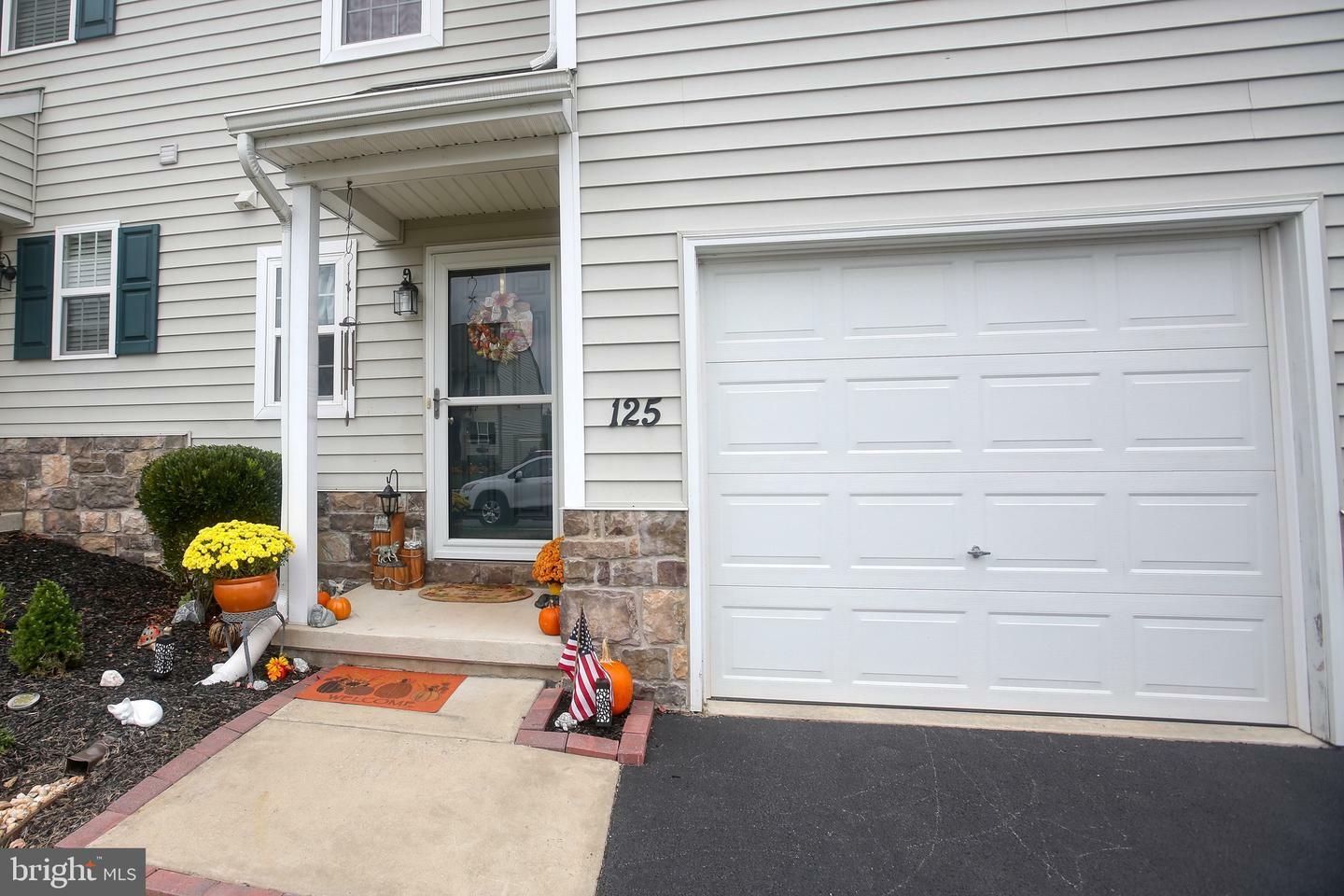 Property Photo: 125 Cedar Run Drive PA 17404