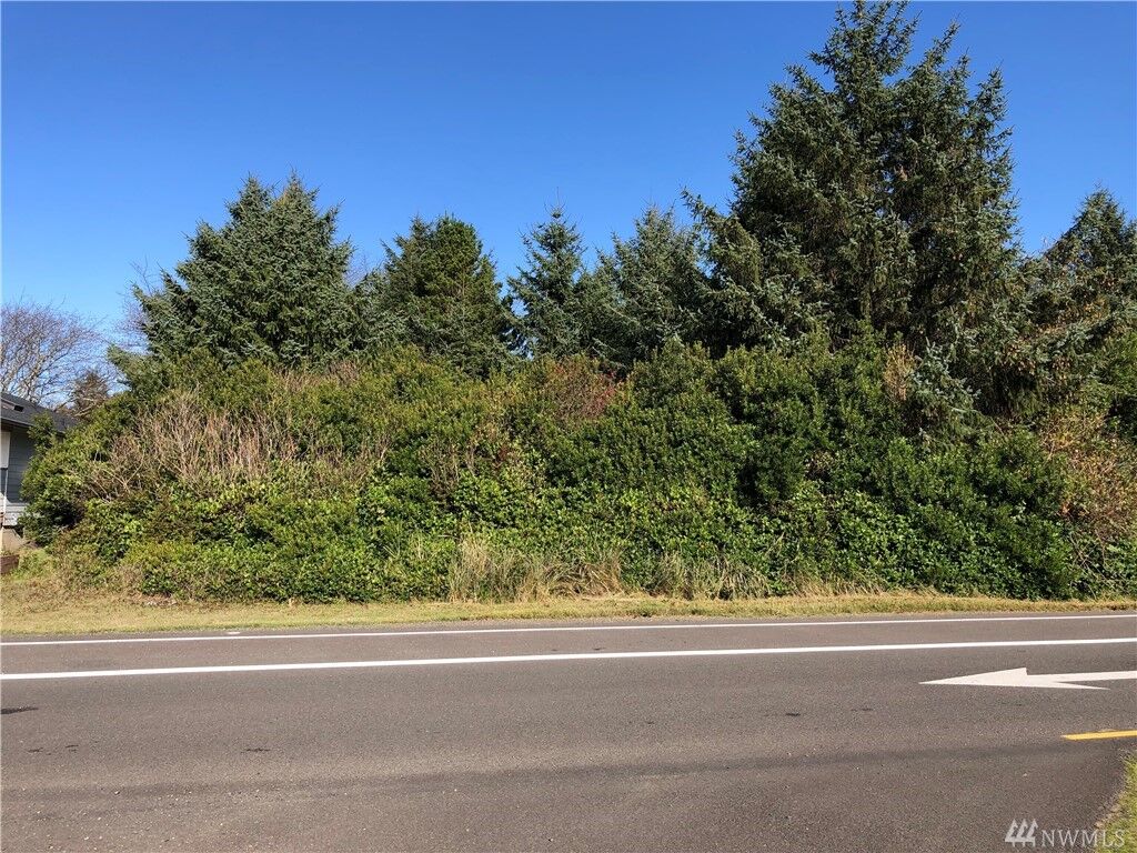 Property Photo:  178 Pacific Blvd NW  WA 98569 