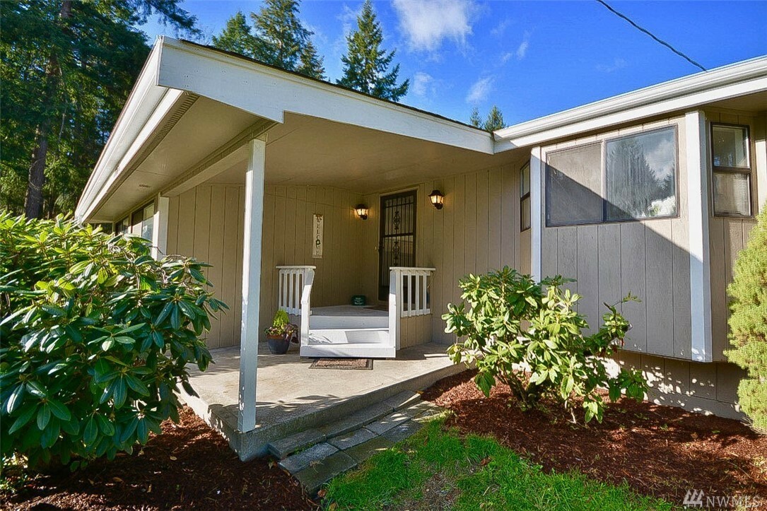 Property Photo:  17036 153rd Ave SE  WA 98597 