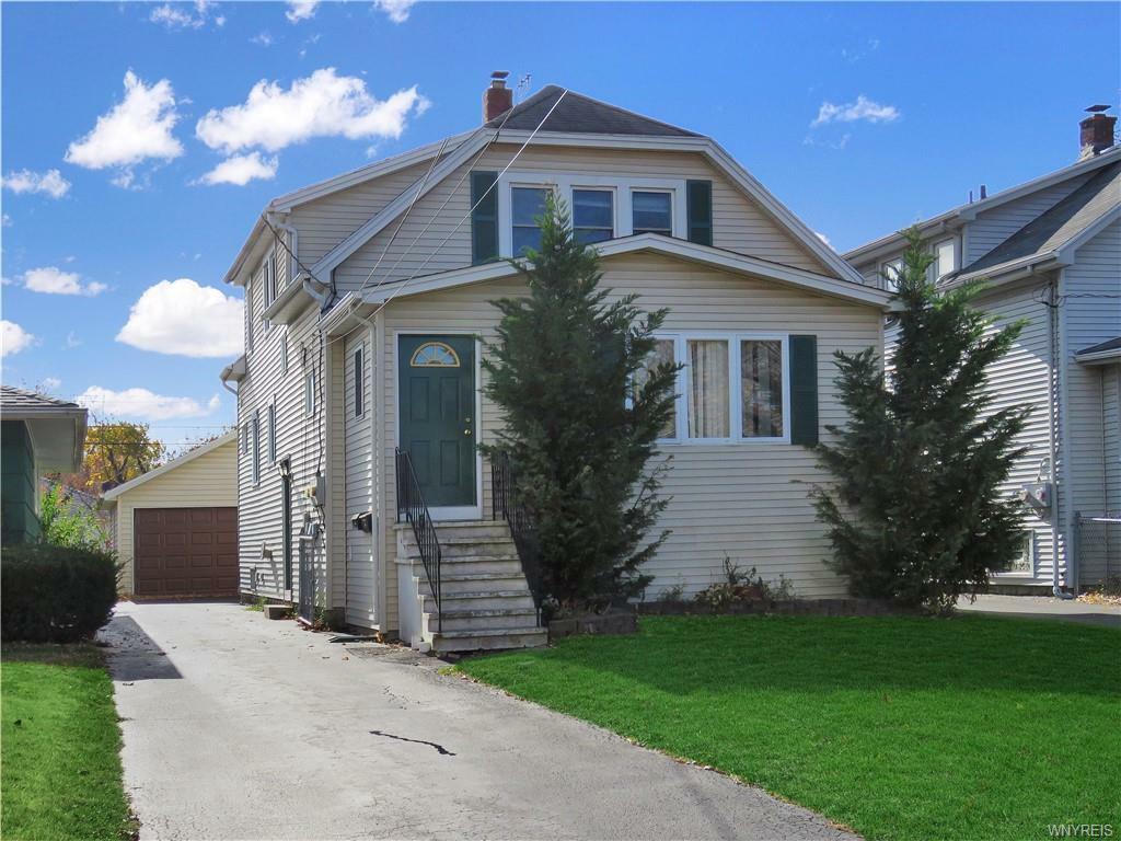 Property Photo: 681 Longmeadow Road NY 14226