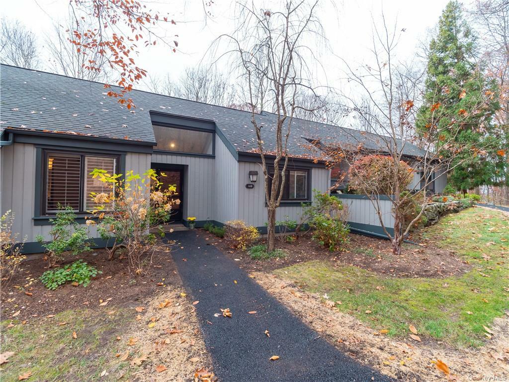 Property Photo:  346 Heritage Hills B  NY 10589 