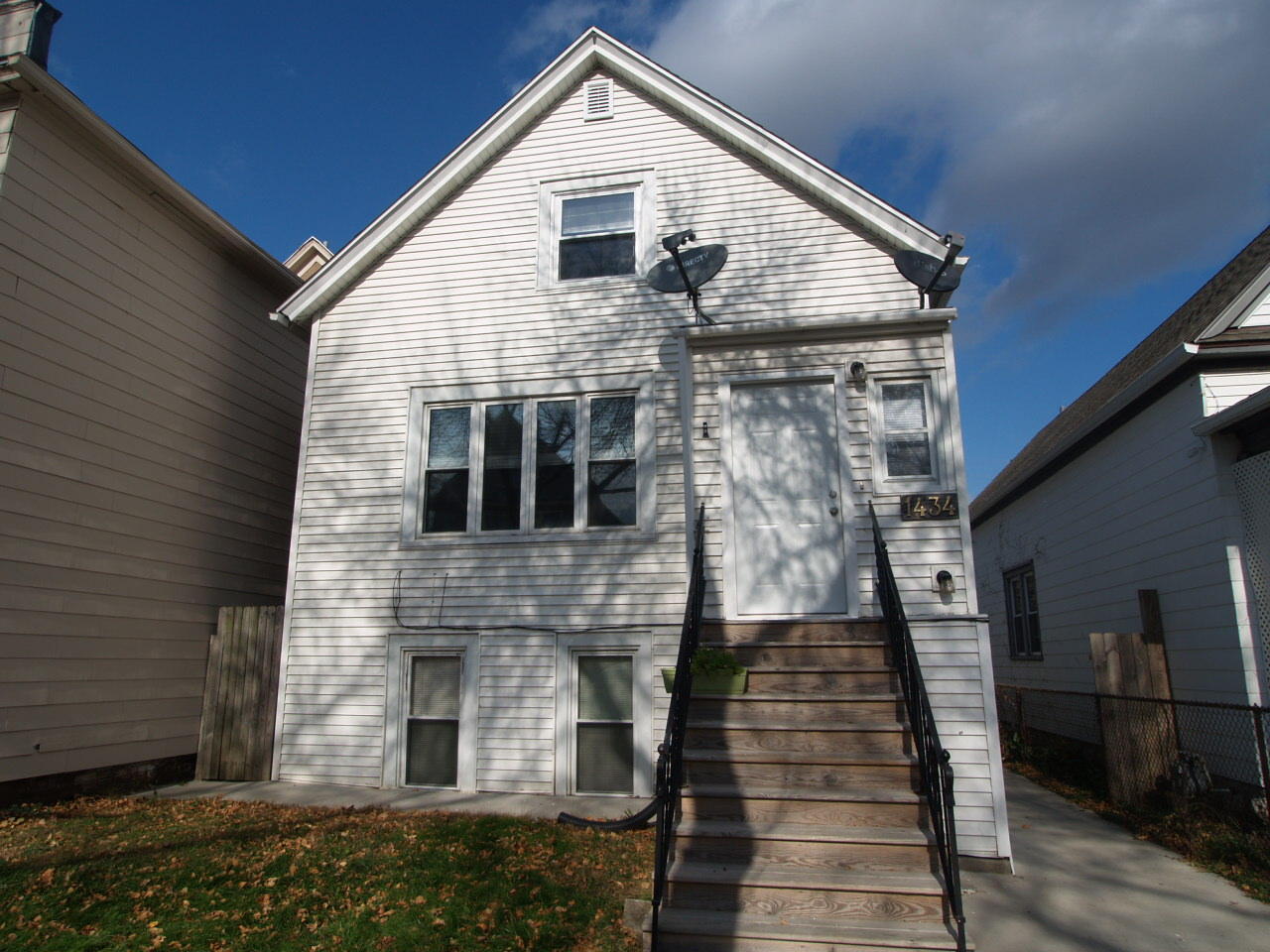 Property Photo: 1434 W Hayes Ave 1434 A WI 53215