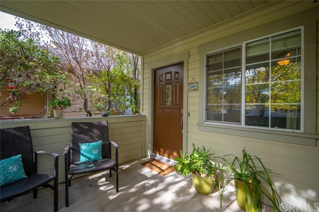 Property Photo:  862 El Capitan Way  CA 93401 