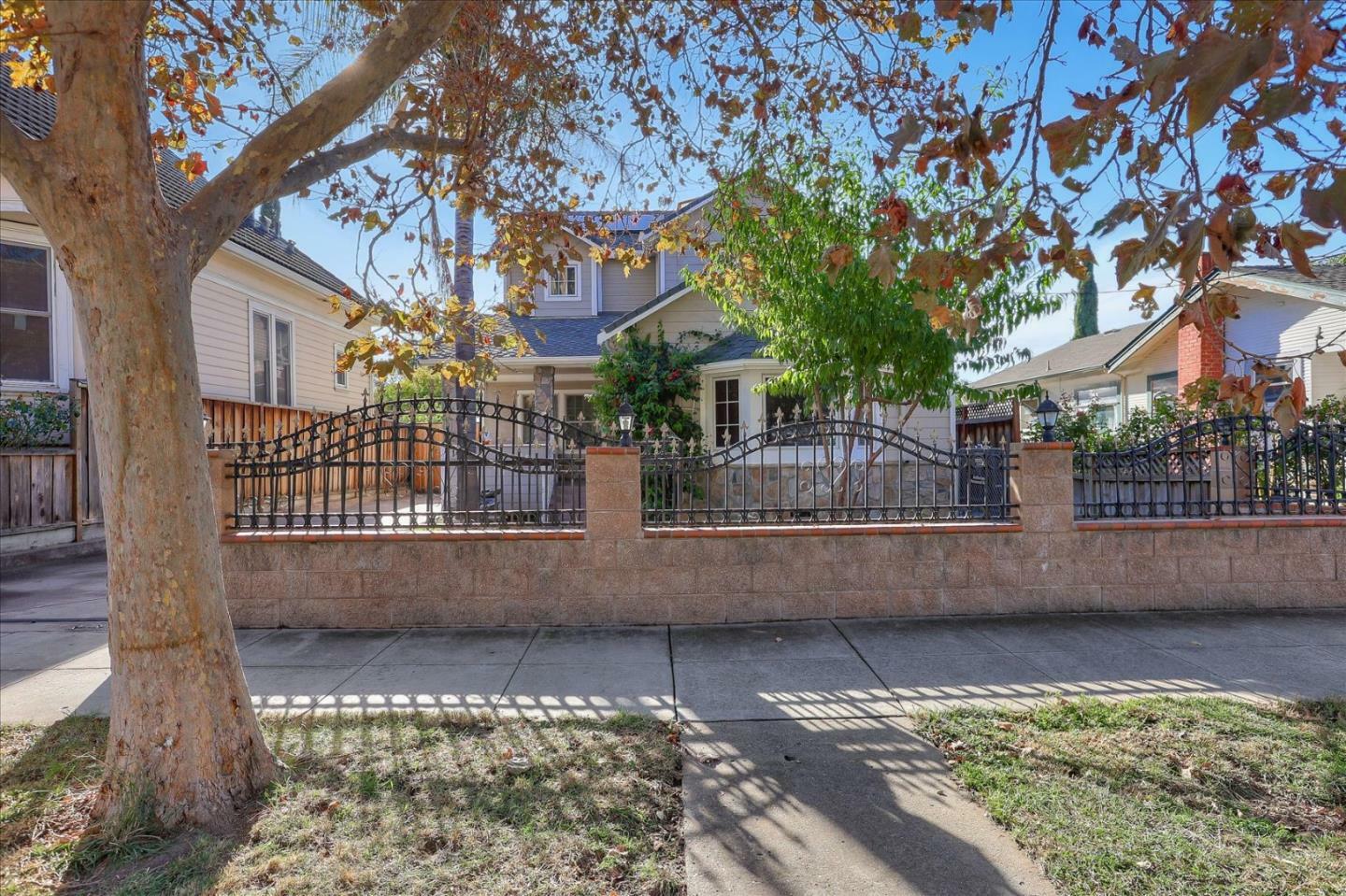 Property Photo:  1027 South 8th Street  CA 95112 