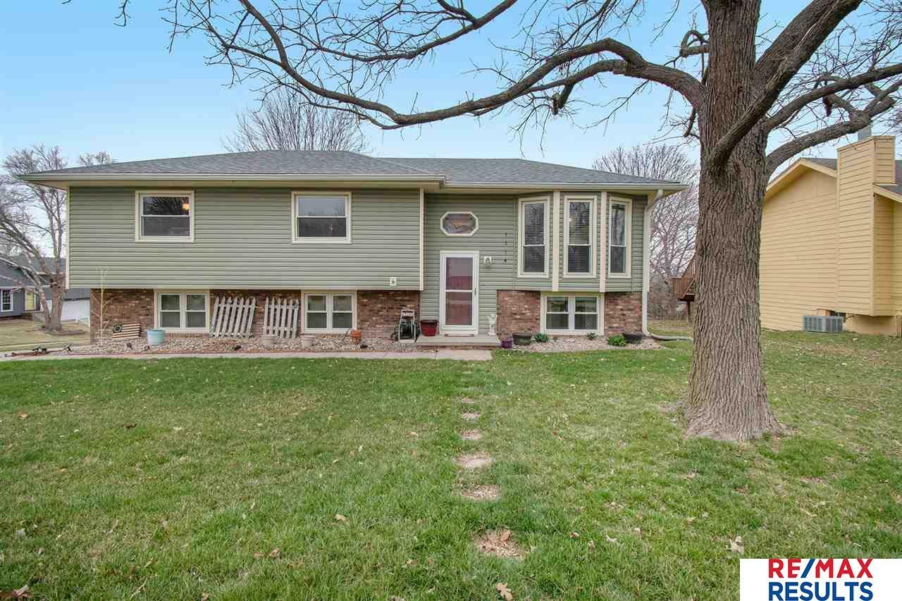 Property Photo:  1114 Sherman  NE 68046 