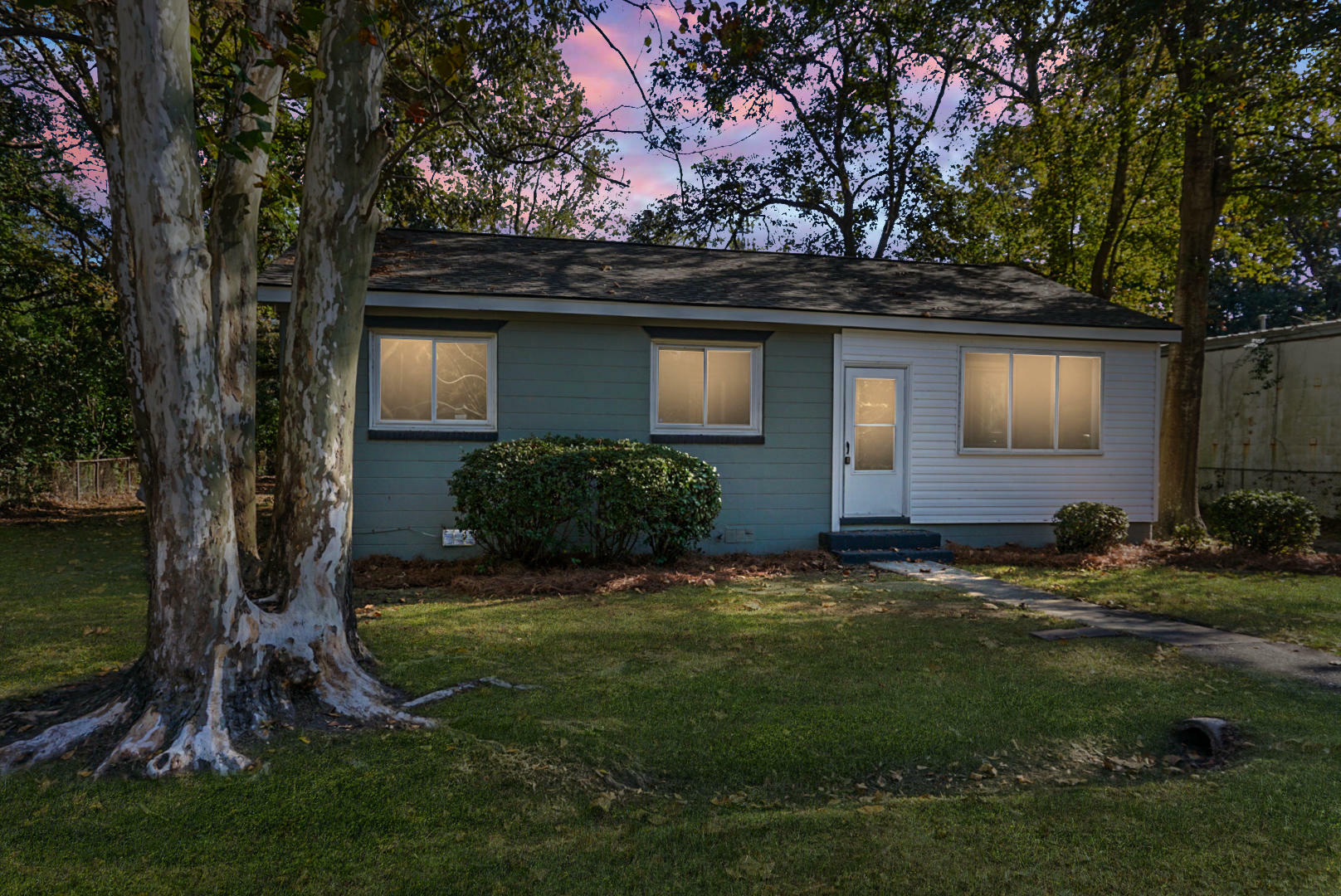 Property Photo:  5606 Leiderman Street  SC 29406 