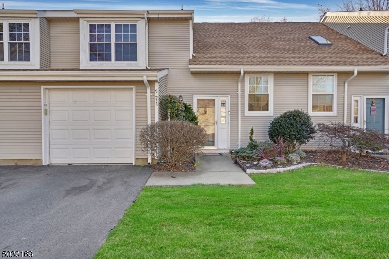Property Photo: 71 Winchester Way NJ 08873