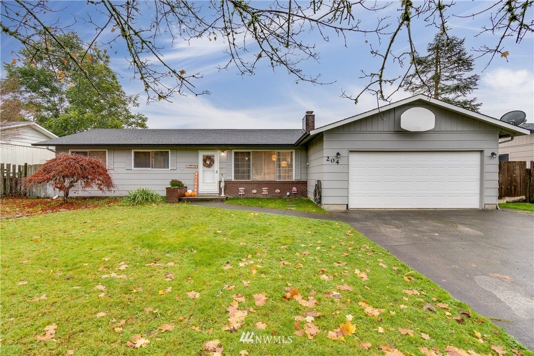 Property Photo:  204 Ventura  WA 98626 