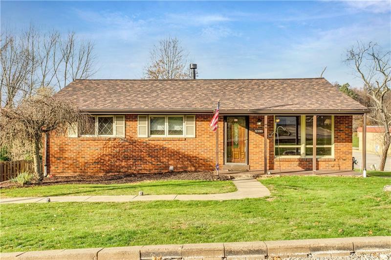 Property Photo: 2717 Sapling St PA 15101