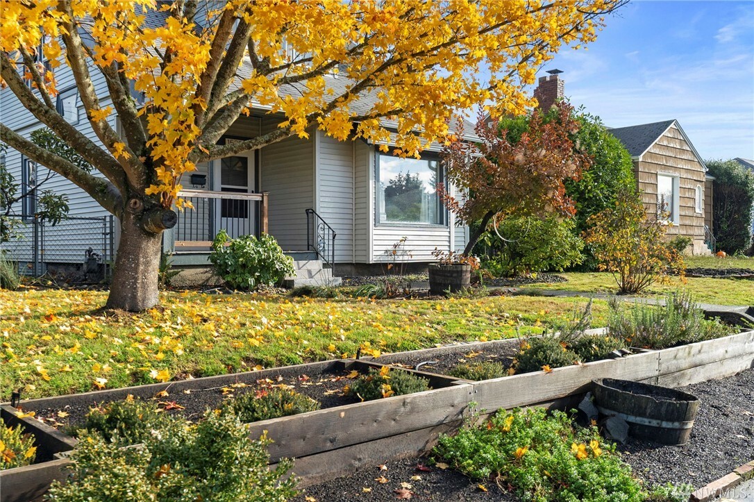 Property Photo:  1529 S Oakes St  WA 98405 