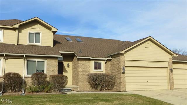 Property Photo:  15375 Windmill  MI 48044 