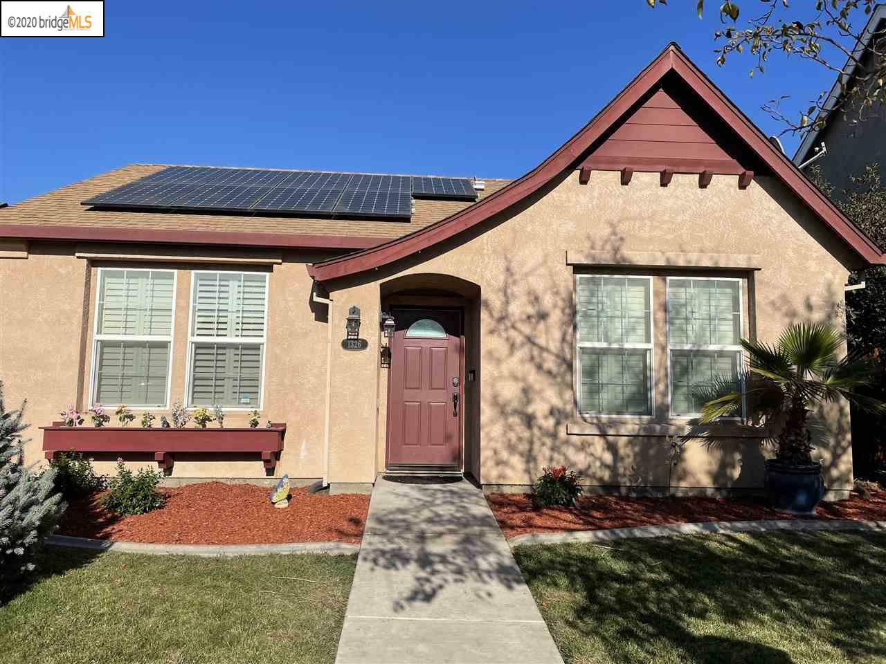 Property Photo: 1326 Gianna Ln CA 95336