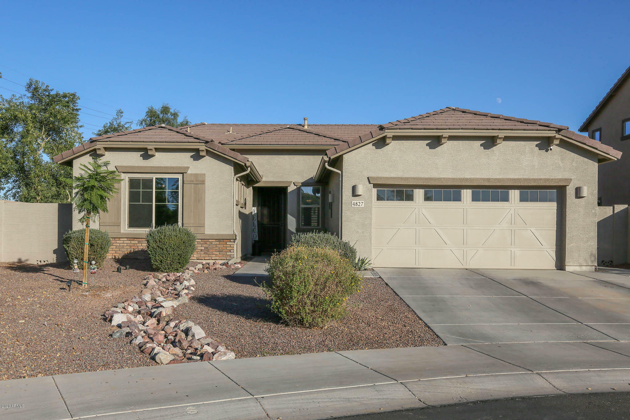 Property Photo:  4827 S McMinn Court  AZ 85298 