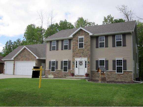 Property Photo: 1376 Terra Cotta Ct WI 54956-3577
