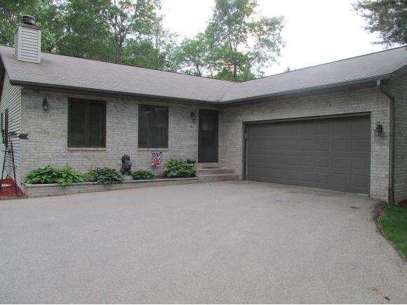 Property Photo:  187 River Pine Dr  WI 54166-5342 