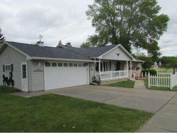 Property Photo:  948 Clovis Ave  WI 54952 