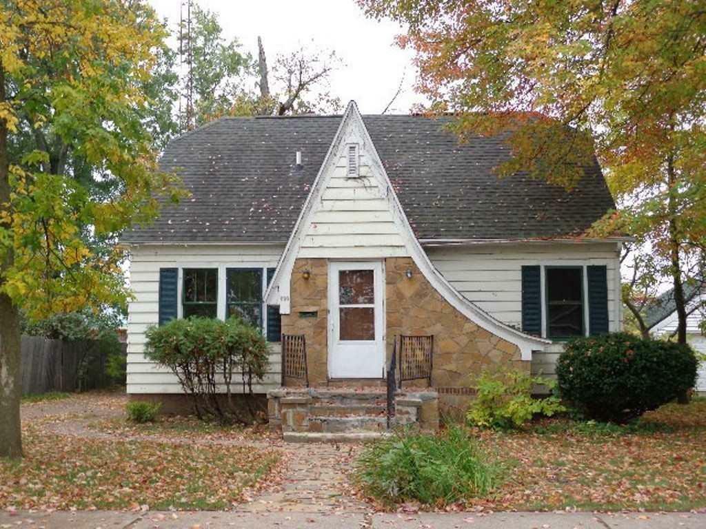 Property Photo:  476 Dewey Street  WI 54494 