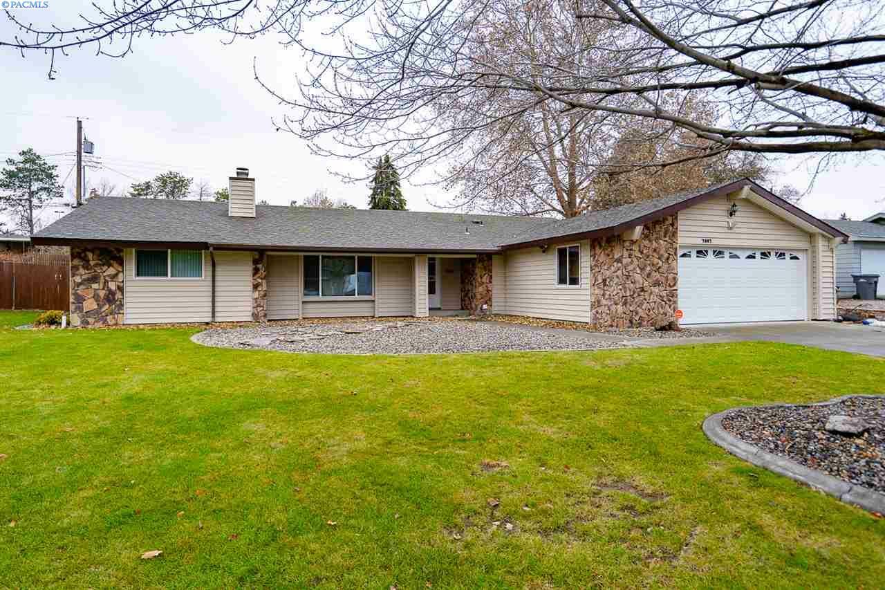 Property Photo:  7007 W Victoria Ave  WA 99336 