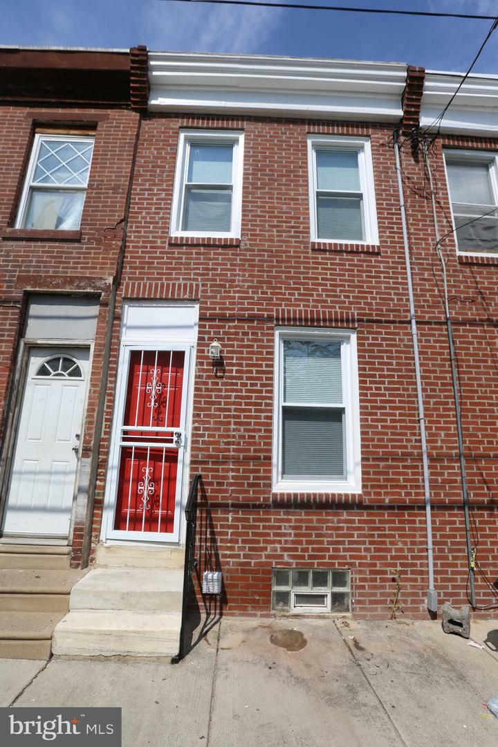 Property Photo:  2856 Stouton Street  PA 19134 