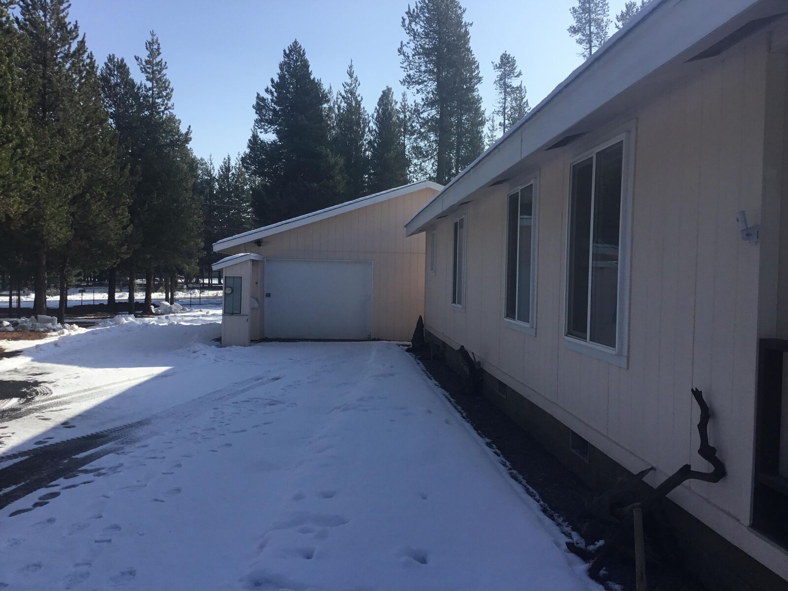 Property Photo:  53395 Big Timber Drive  OR 97739 