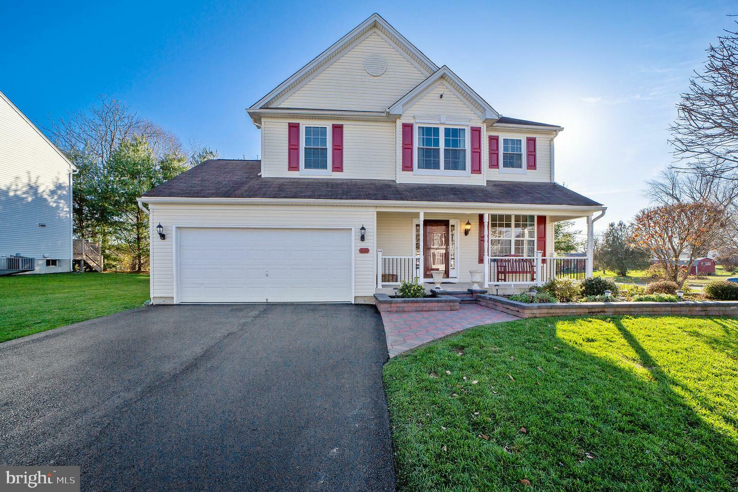 Property Photo: 628 Leeward Street PA 19320