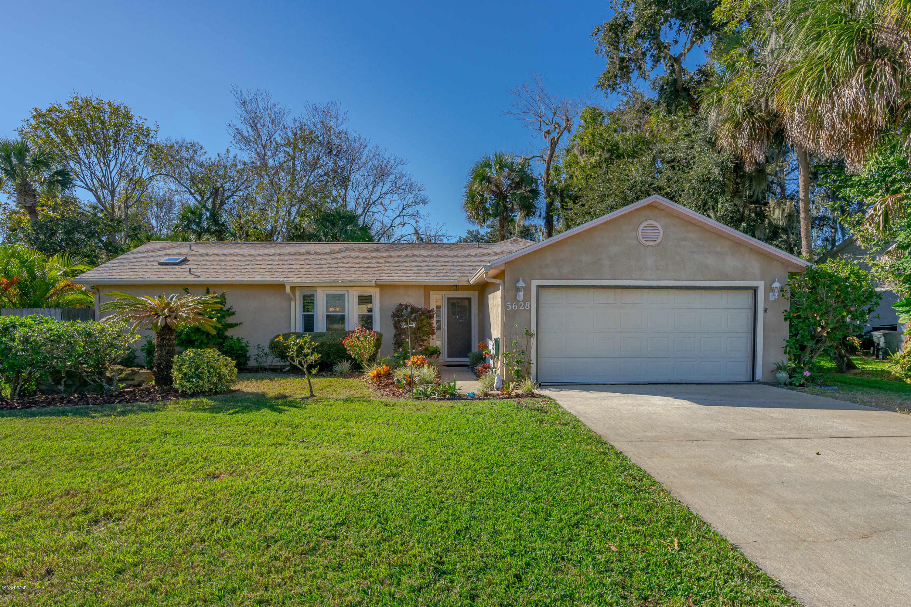 Property Photo:  5628 Devon Street  FL 32127 