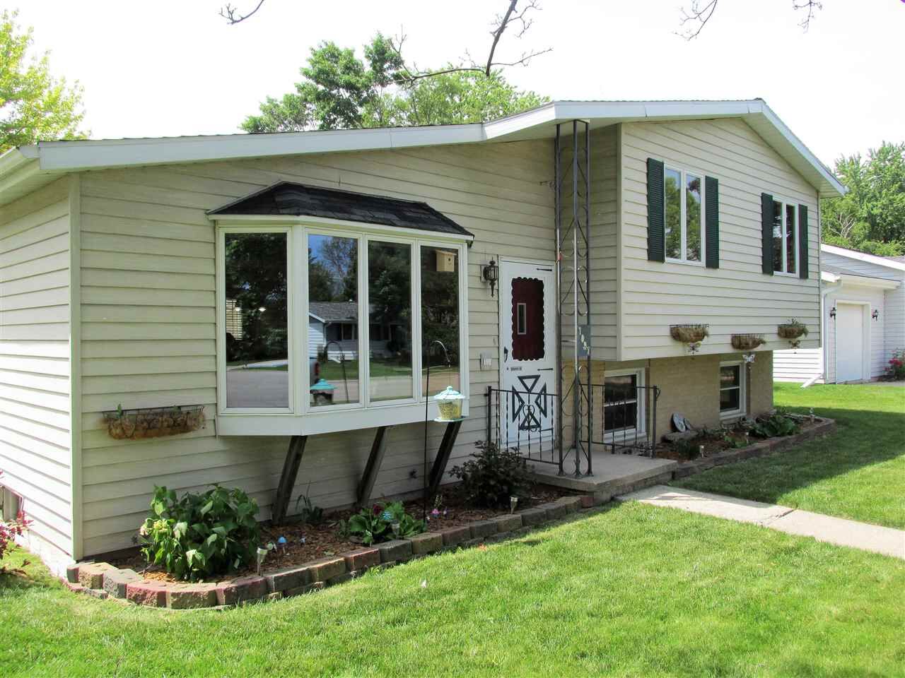 Property Photo:  1097 Meadow Lane  WI 54956-3936 