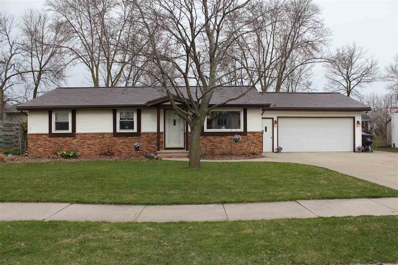 Property Photo: 2909 Sullivan Avenue WI 54130-3556