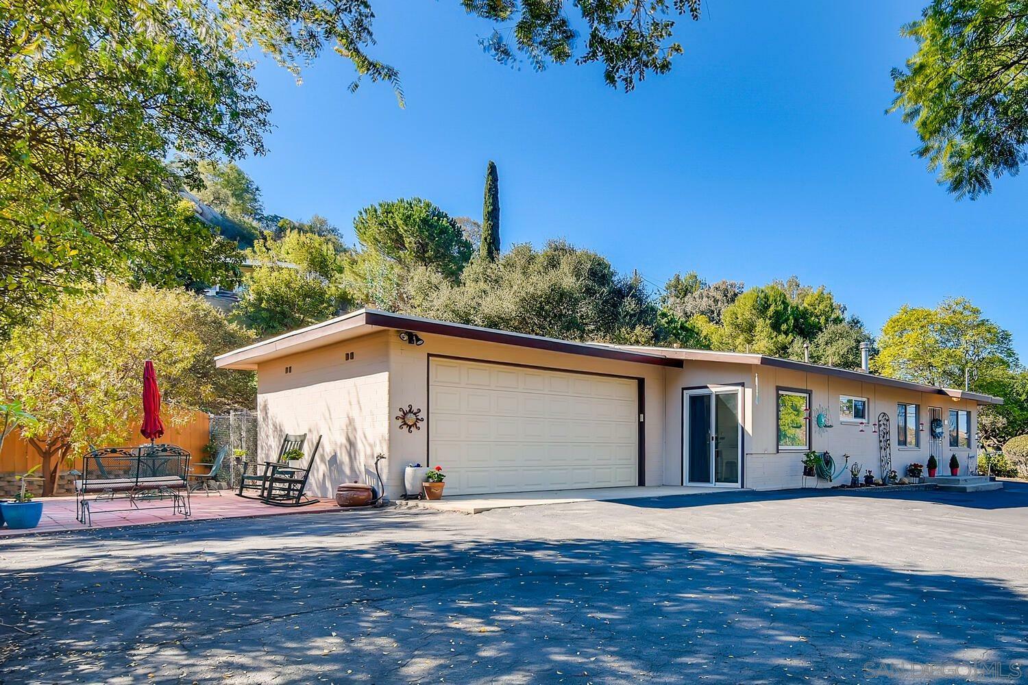 Property Photo:  990 Old Mountain View  CA 92021 