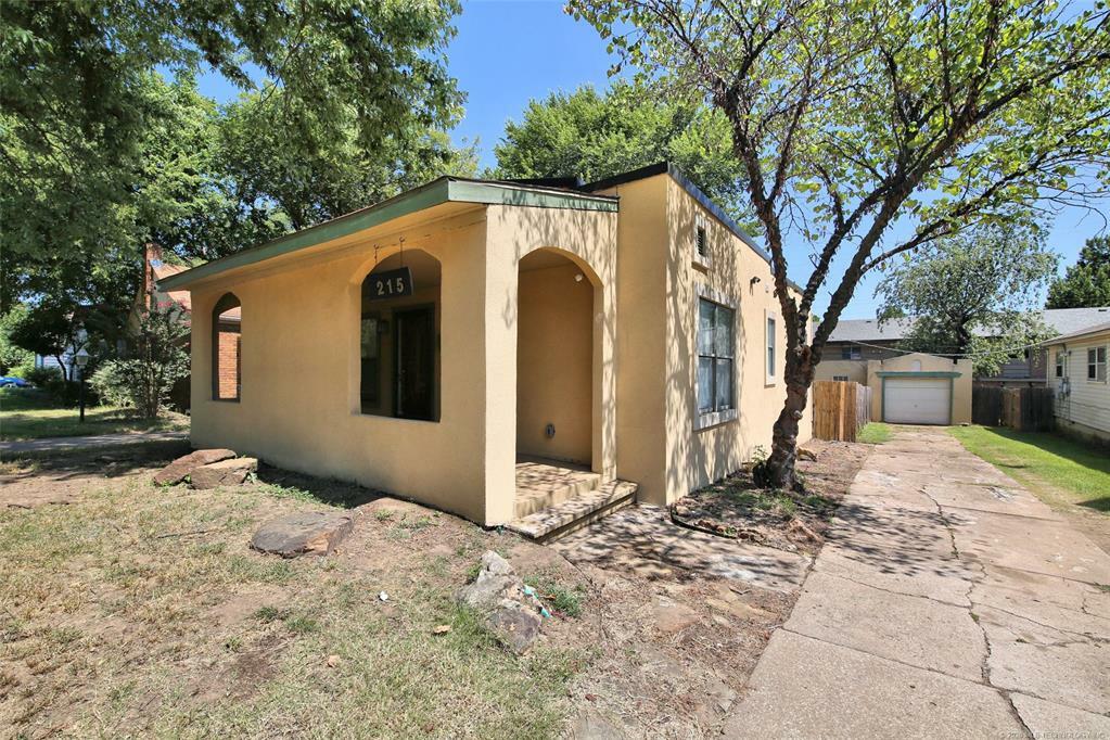 Property Photo: 215 S Knoxville Avenue OK 74112