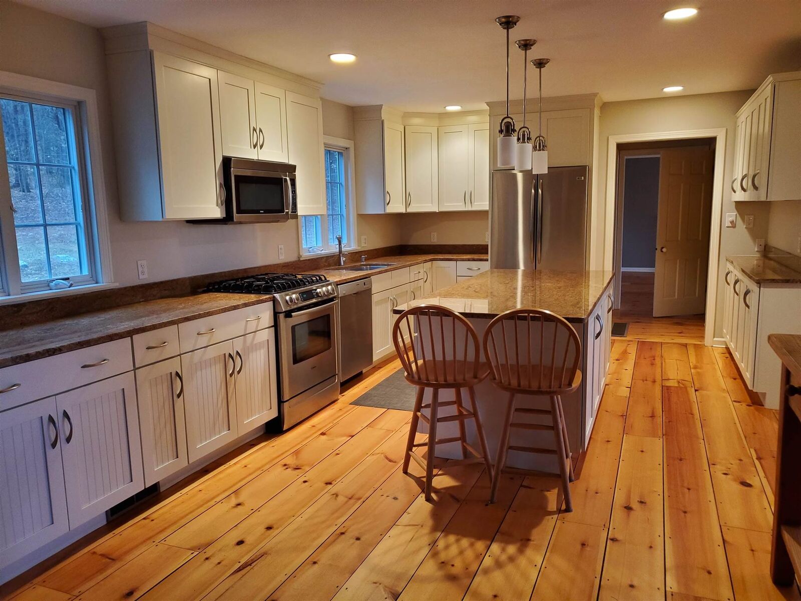 Property Photo: 312 Meadowland Farms Road VT 05059