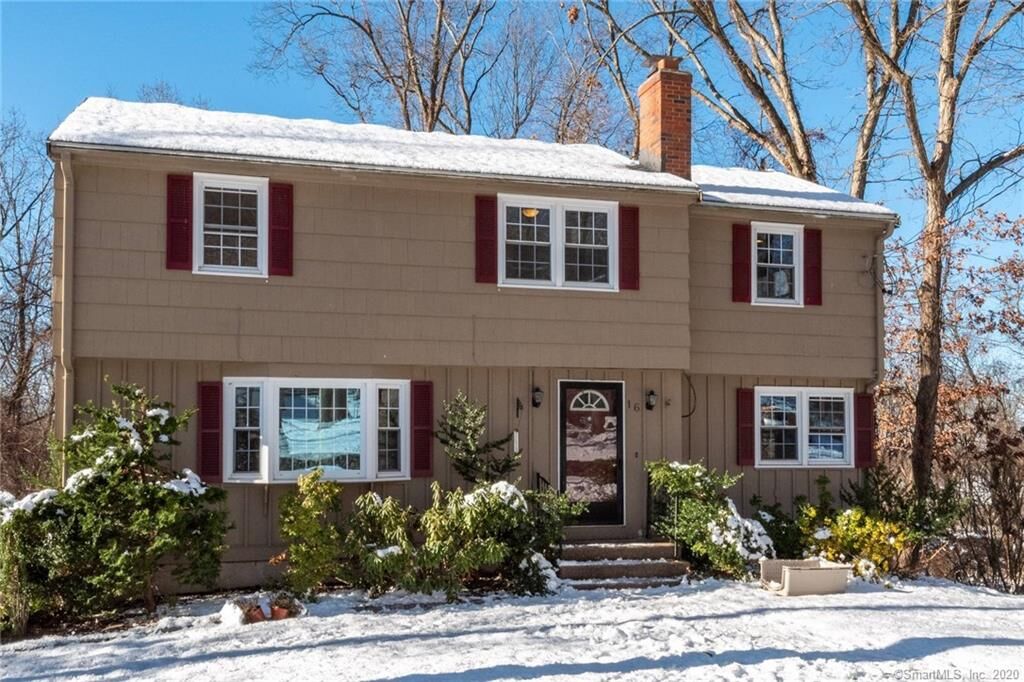 Property Photo:  16 Knollwood Drive  CT 06066 