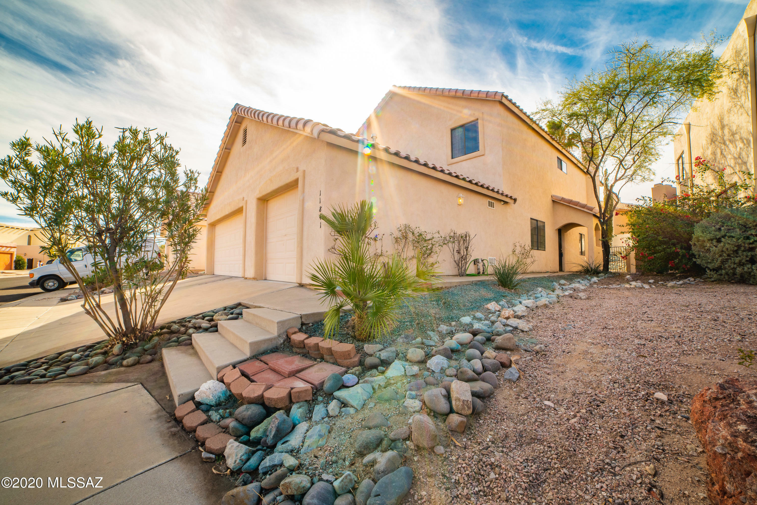 Property Photo:  11841 N Desert Slopes Way  AZ 85737 