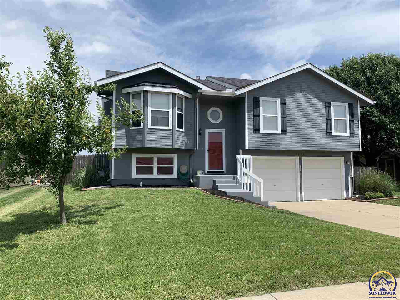 Property Photo: 7424 SW 24th Ter KS 66614
