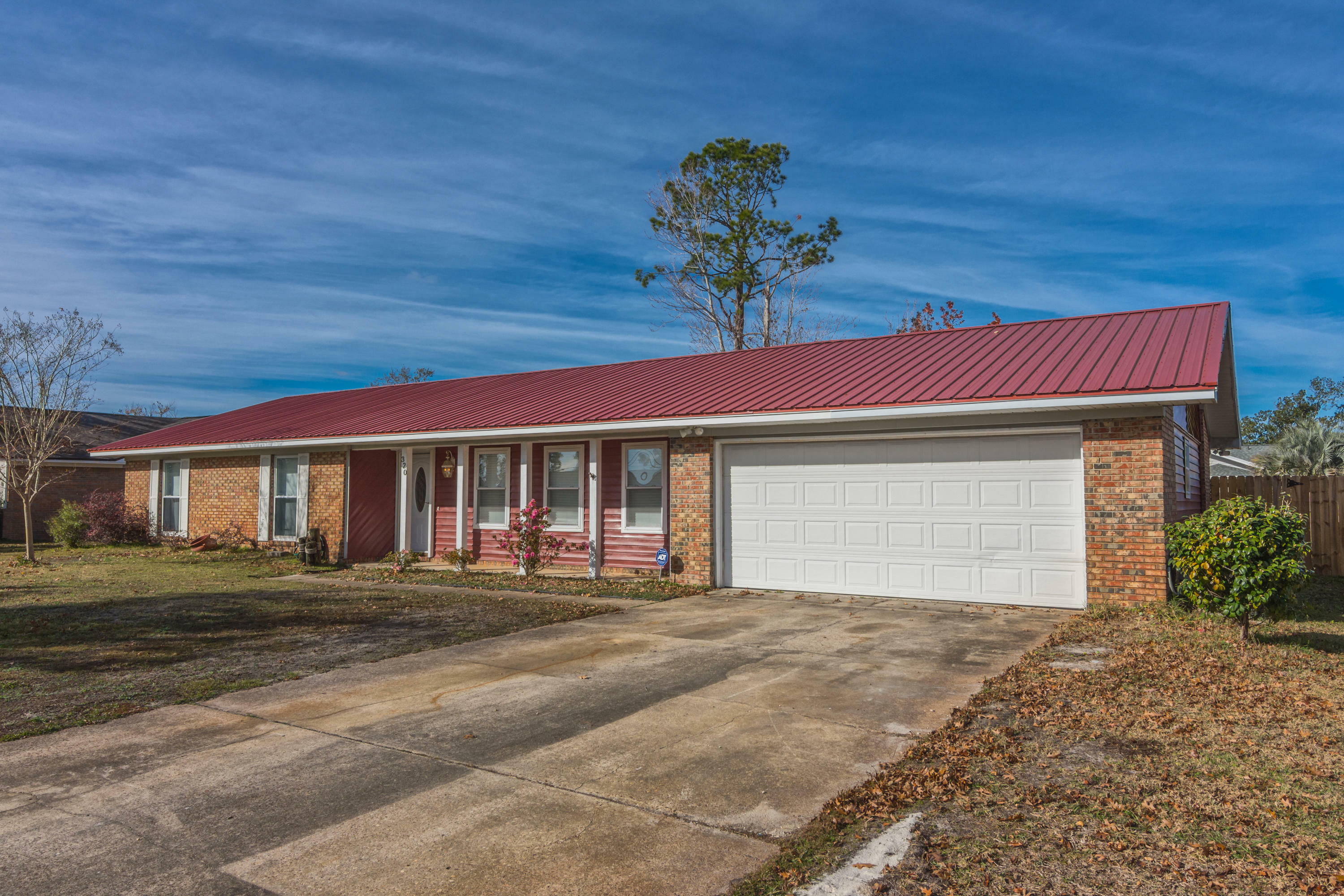 Property Photo: 320 Bell Circle FL 32444