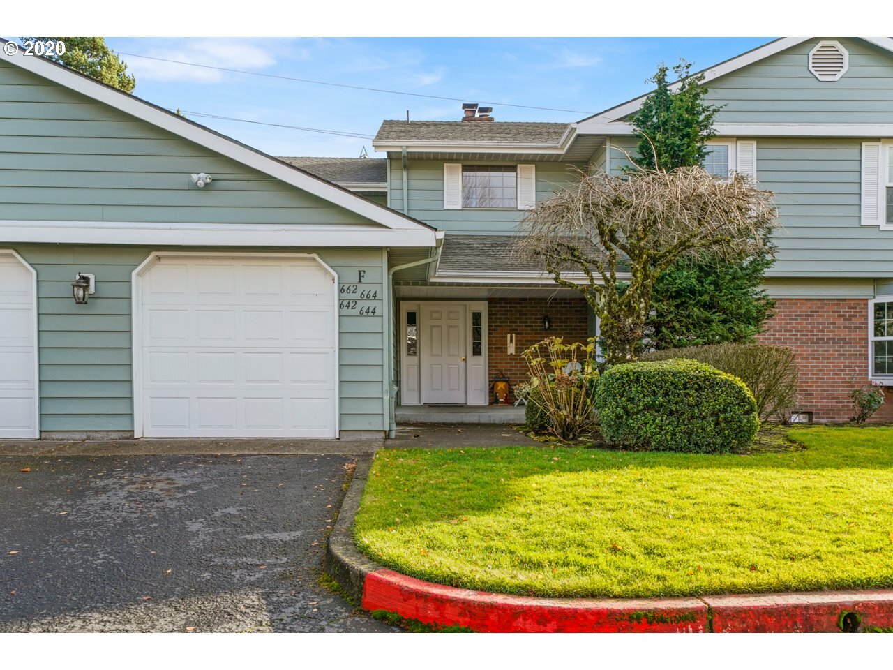 Property Photo: 664 SW Eastman Pkwy OR 97080