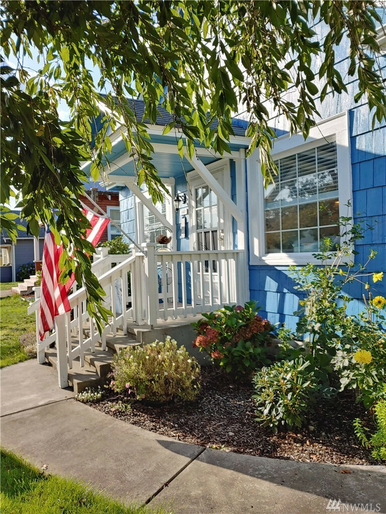 Property Photo: 108 E Waldrip WA 98541