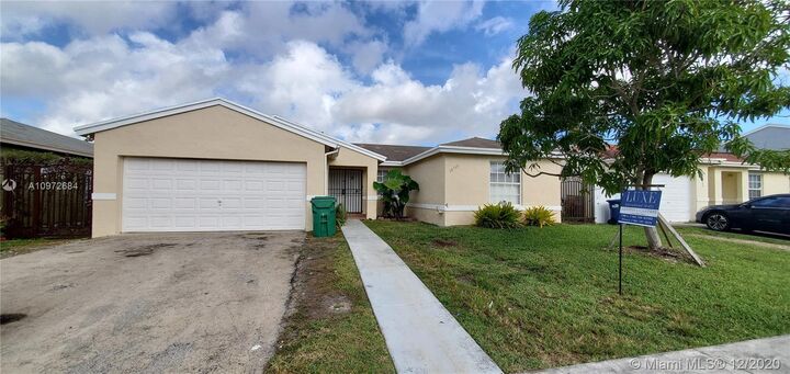 12759 SW 265th St  Homestead FL 33032 photo