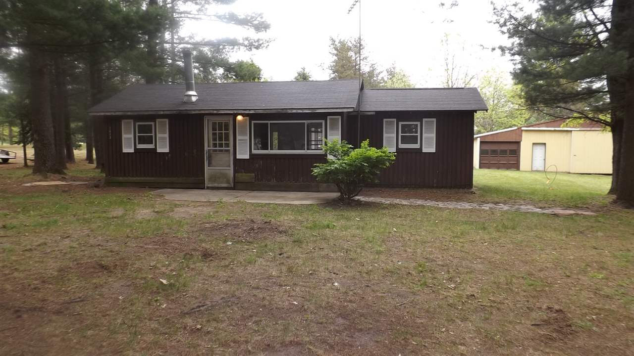 Property Photo: 2033 Charles Dr MI 48625