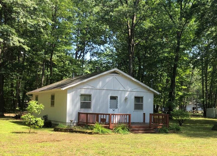 459 McDonald  Houghton Lake MI 48629 photo
