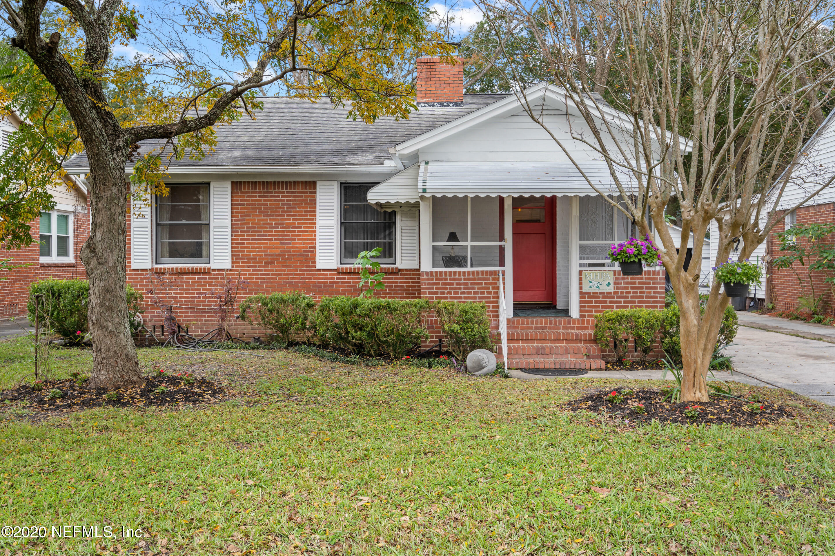 Property Photo:  4733 Royal Avenue  FL 32205 