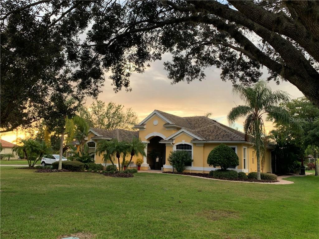 Property Photo:  7110 River Club Boulevard  FL 34202 