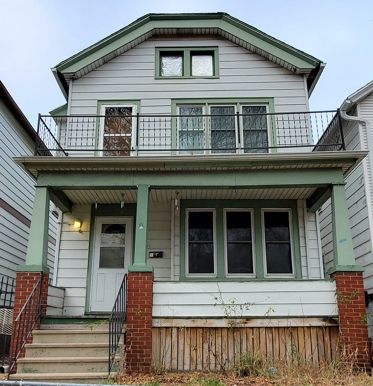 Property Photo: 1935 S 10th St WI 53204