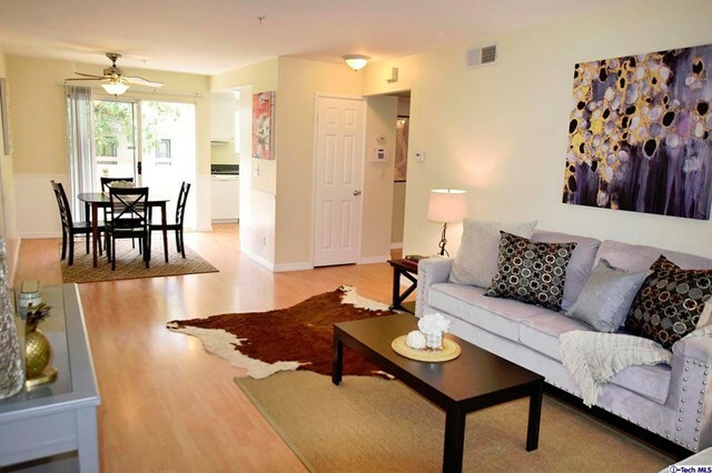Property Photo: 449 N Catalina Avenue 104 CA 91106
