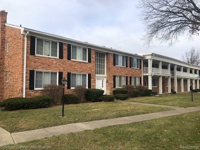Property Photo: 29322 Hoover Road MI 48093