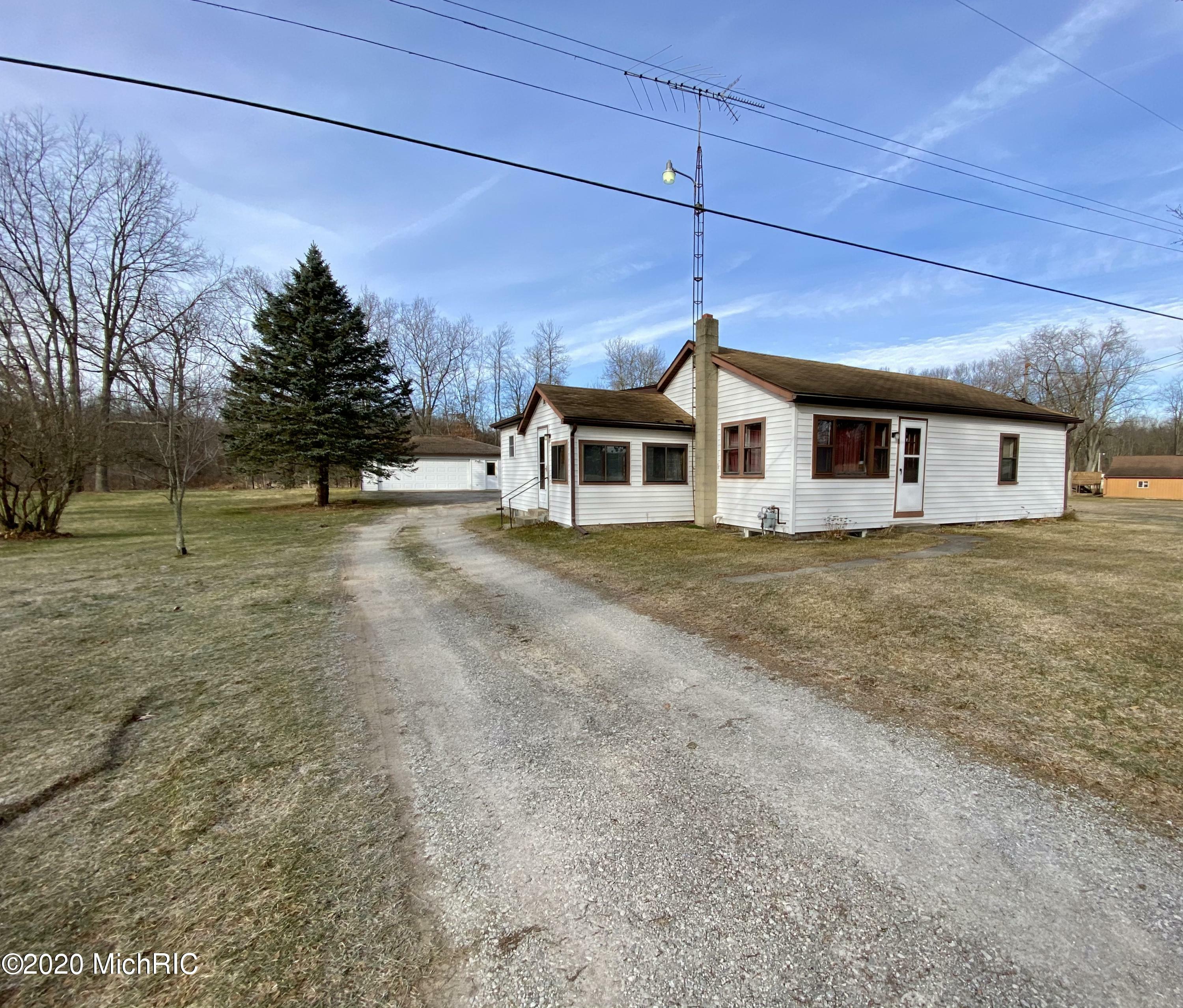 Property Photo:  1880 S Bunn Road  MI 49242 