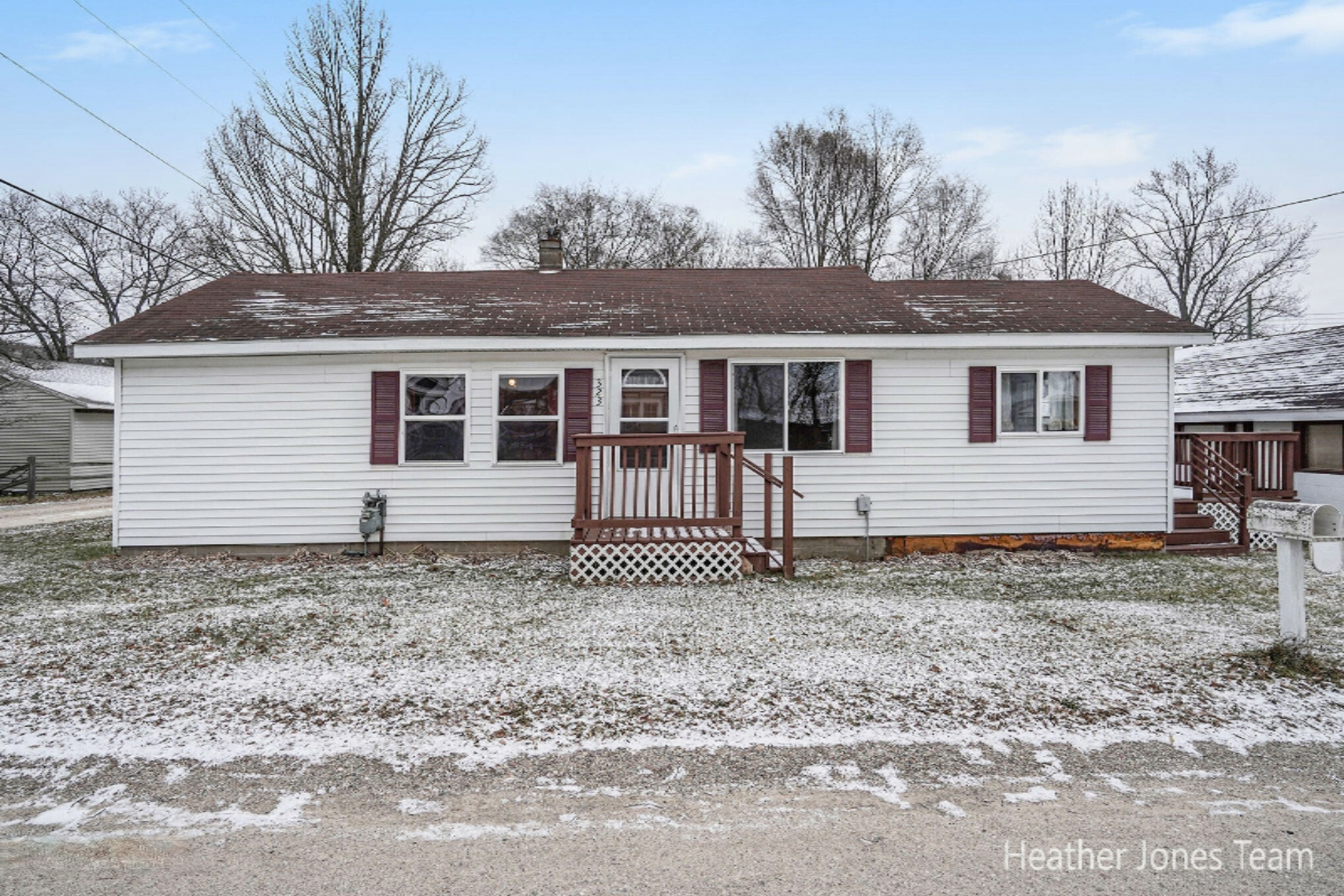 Property Photo: 323 Lenore Drive MI 48838