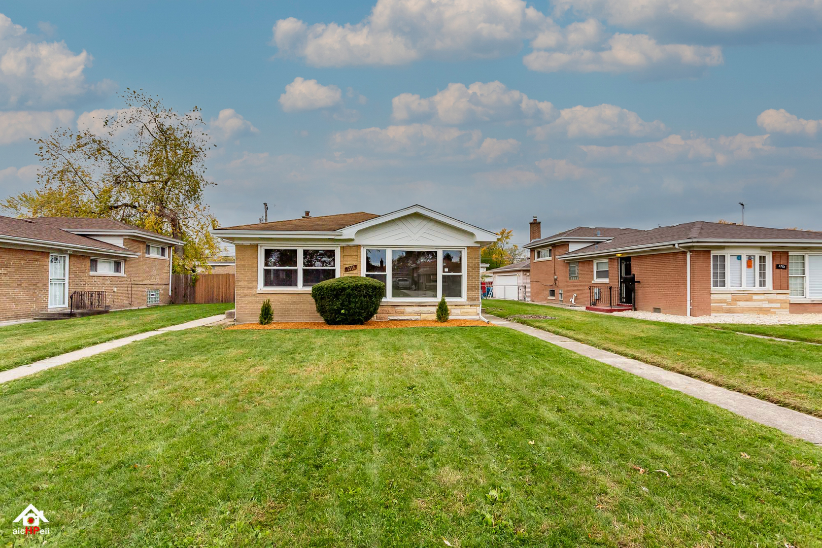 Property Photo: 1378 Buffalo Avenue IL 60409