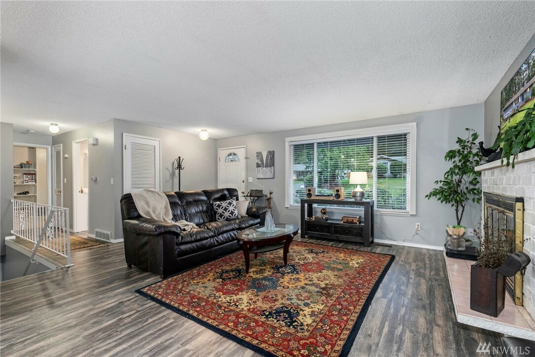 Property Photo:  3440 SE Balsam Blvd  WA 98366 