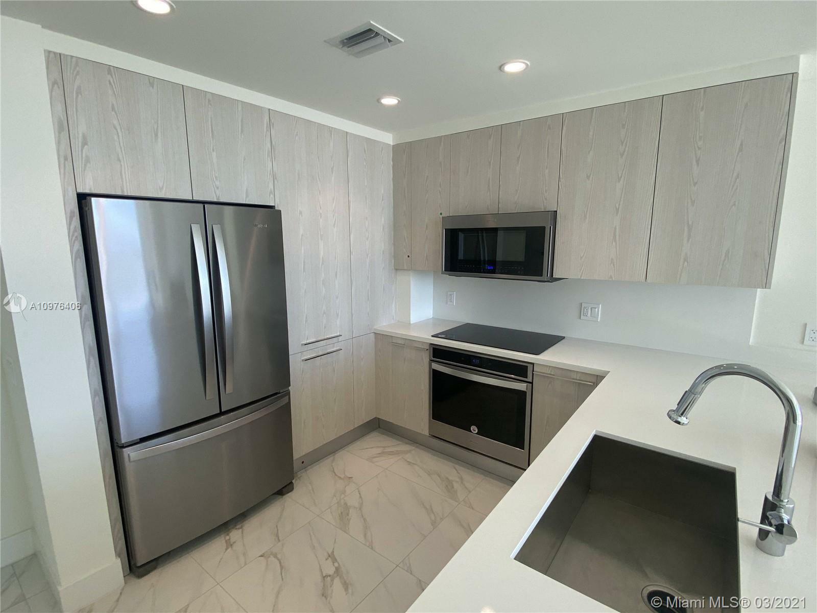 Property Photo:  2000 Metropica Way 406  FL 33323 